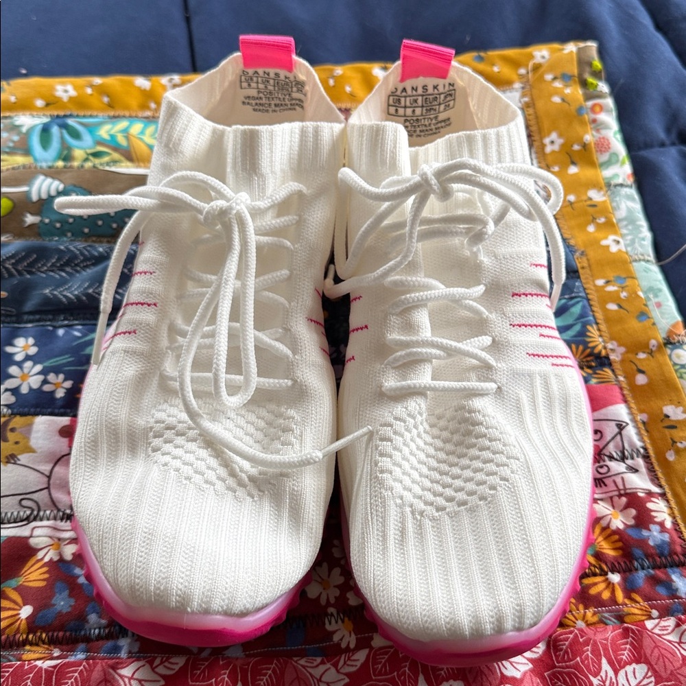 Danskin White Knit Slip-On Sneaker with Pink Pull Loop - Picture 1 of 5